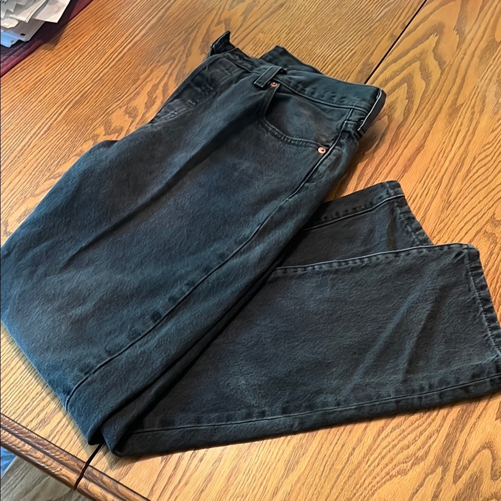 Levi's Women's Straight Leg Jeans — Black Wash - Picture 12 of 12